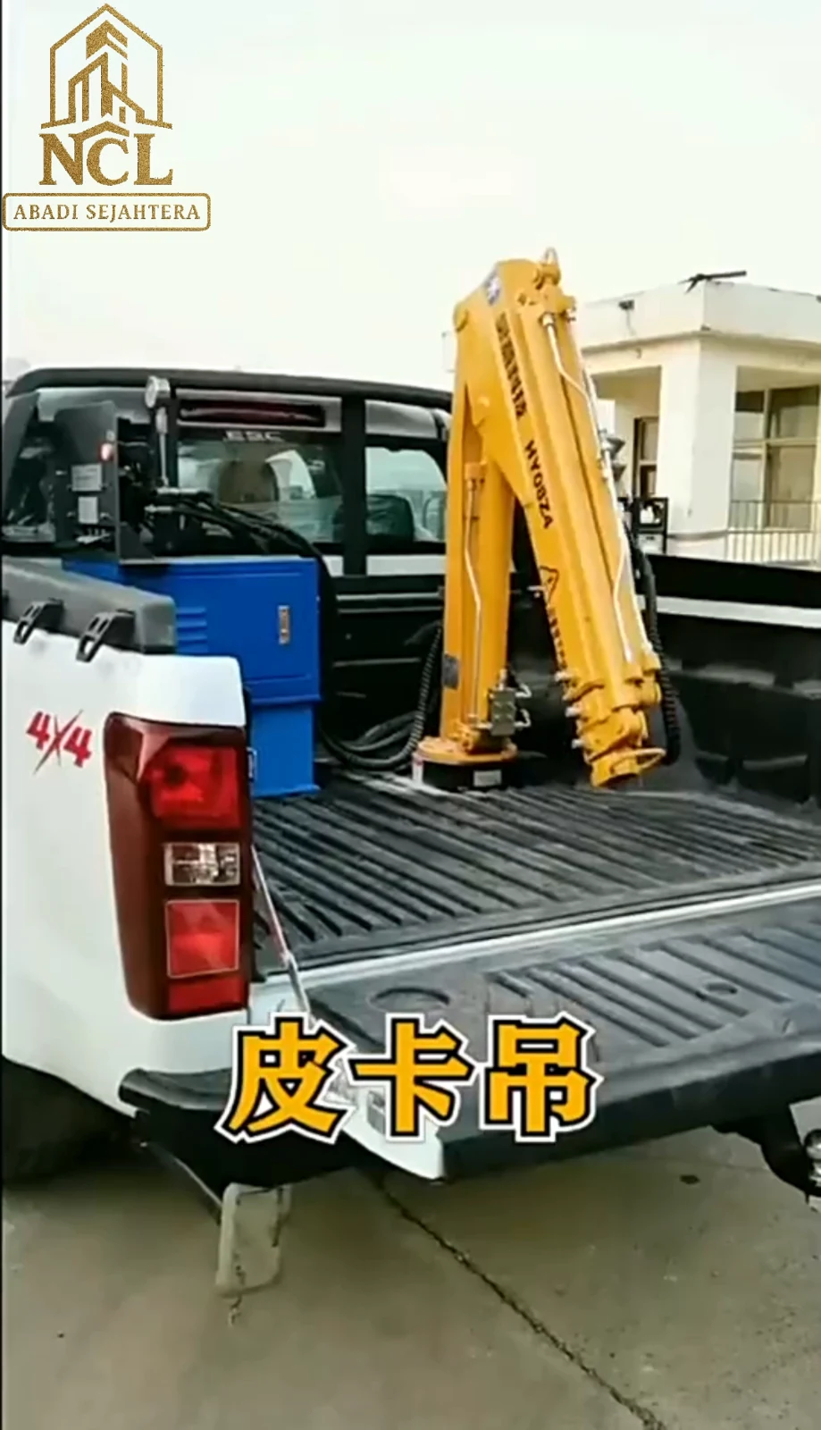 Unit HY08Z4 dalam posisi terlipat di belakang kabin pickup